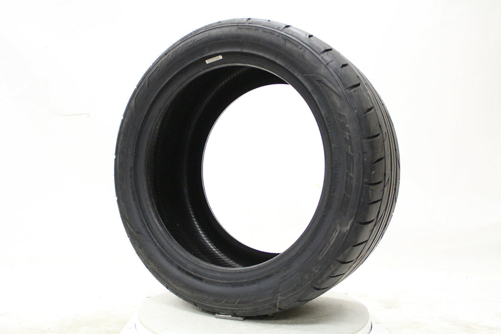 235/40ZR18 95W XL BW P964