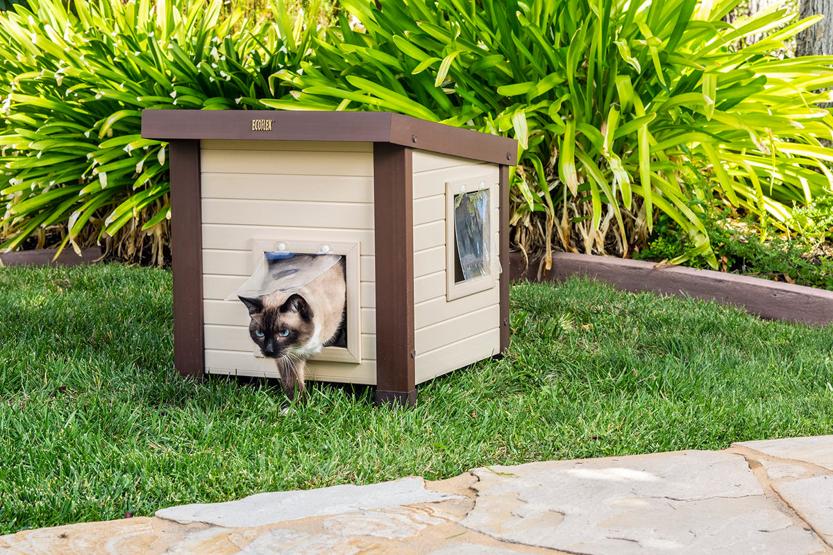 Maple Brown Outdoor Cat House Z659